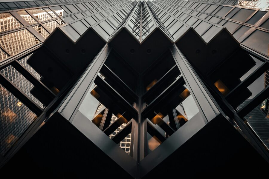 Traditional vs. New Age COO: The Modern Business Landscape